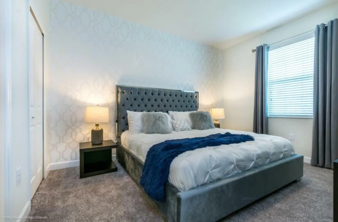 Champion Gates 8Bed Cinema Room Davenport